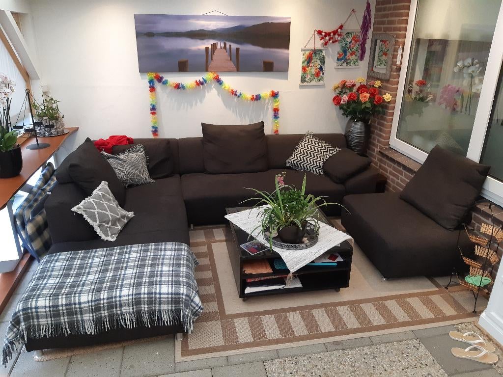 Kwailiteits Hoekbankstel met Hocker en extra kussens z.g.a.n, Huis en Inrichting, Banken | Bankstellen, Ophalen, 250 tot 300 cm