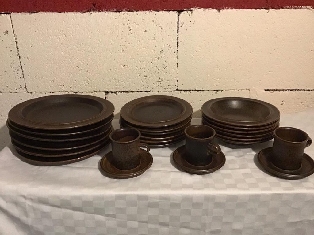 Servies bruin Arabia Ruska, Ophalen, Zo goed als nieuw, Bord(en), Overige stijlen