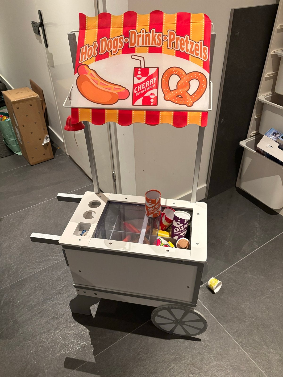 Leuke speelgoedkraam met accessoires, Ophalen, Gebruikt, Jongen of Meisje
