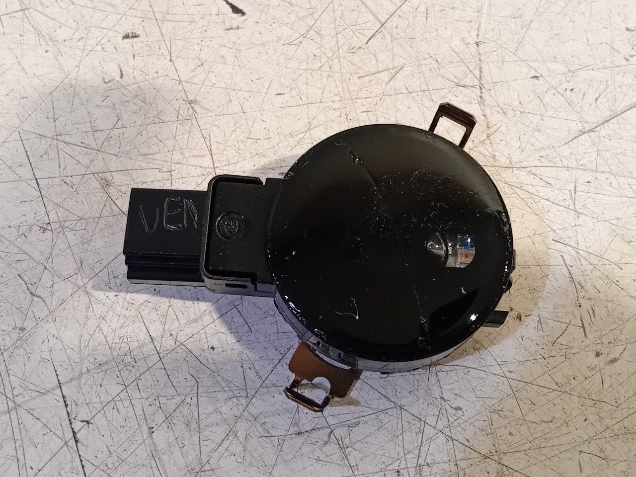 Regensensor Renault Captur, Onderdelen@venauto.nl, Van der Ven Autorecycling B.V., Gebruikt, Ettenseweg 76, 4706 PB Roosendaal, The Netherlands