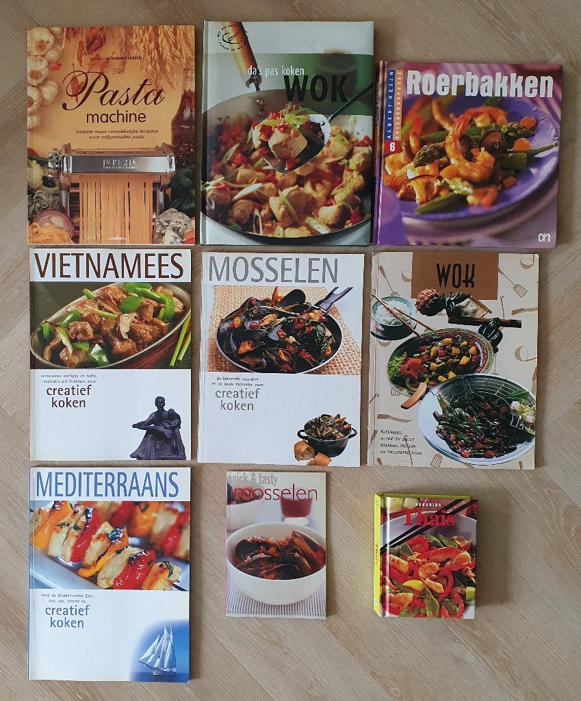 Pakket van 9 Kookboekjes (Wok, Pasta, Mediterraans), Ophalen of Verzenden, Gelezen, Overige gebieden
