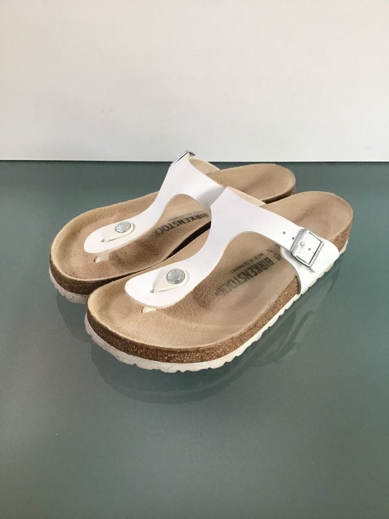 Birkenstock Gizeh 38 | witte slippers | Gratis verzenden, Slippers, Verzenden, Wit, Zo goed als nieuw