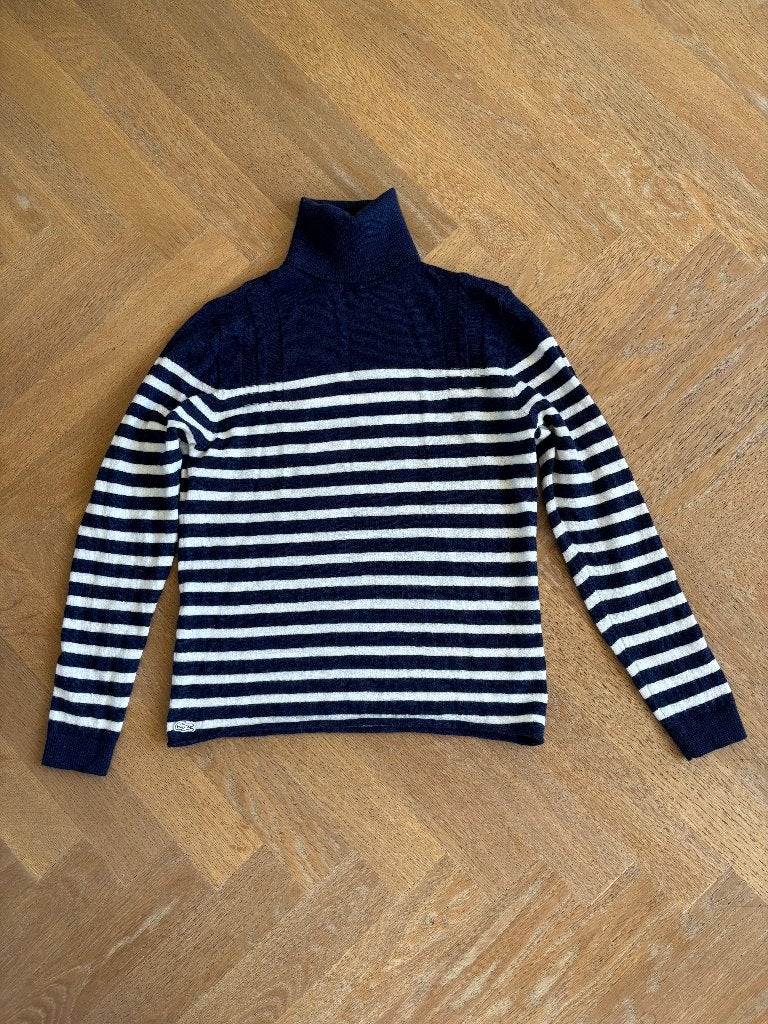 Lacoste 100% wollen coltrui, maat 38, marine blauw met wit  , Ophalen of Verzenden, Zo goed als nieuw, Maat 38/40 (M), Blauw