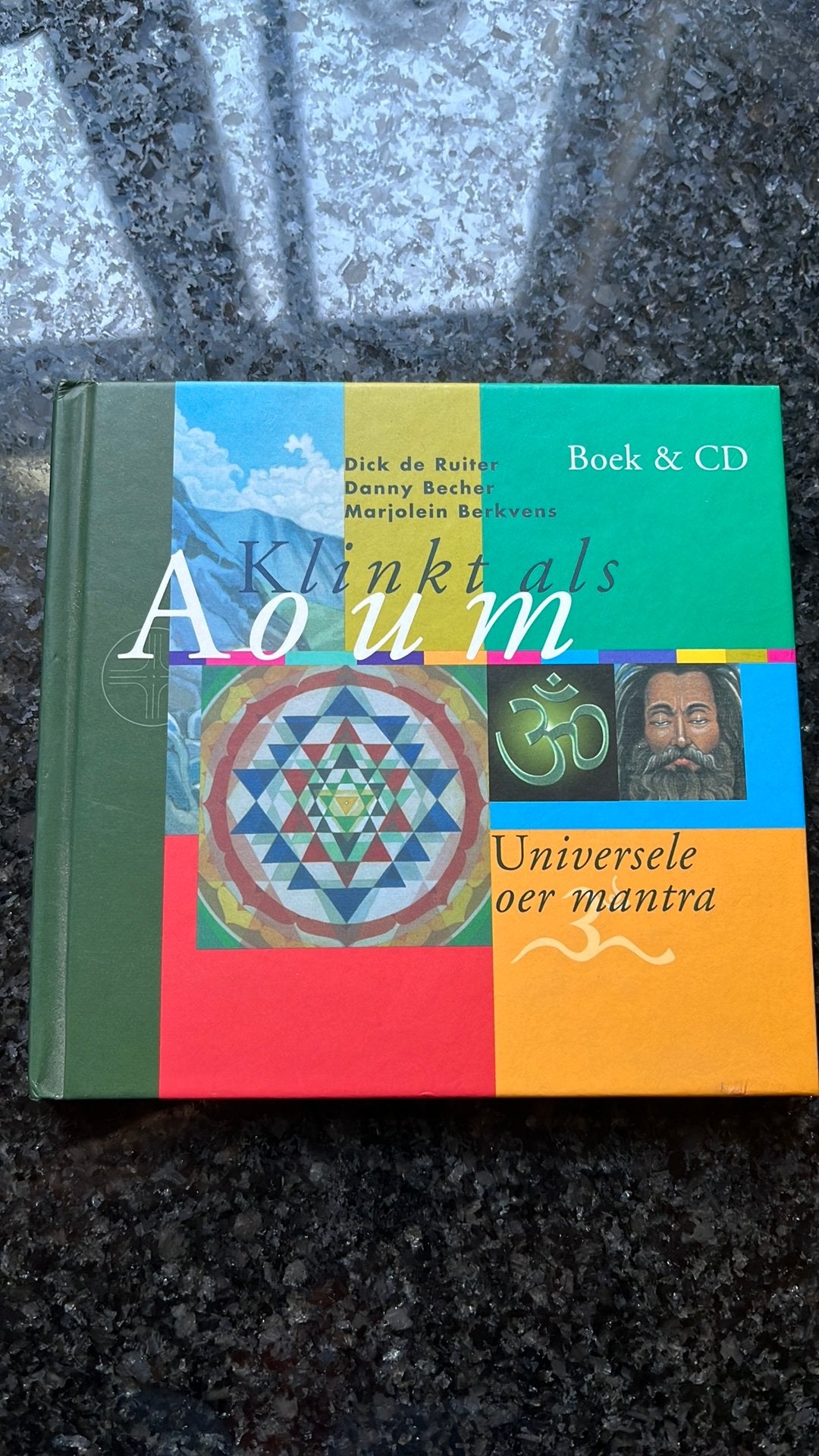 D. Ruiter - Klinkt als Aoum, Boeken, Meditatie of Yoga, D. Ruiter; D. Becher; M. Berkvens, Ophalen of Verzenden, Zo goed als nieuw
