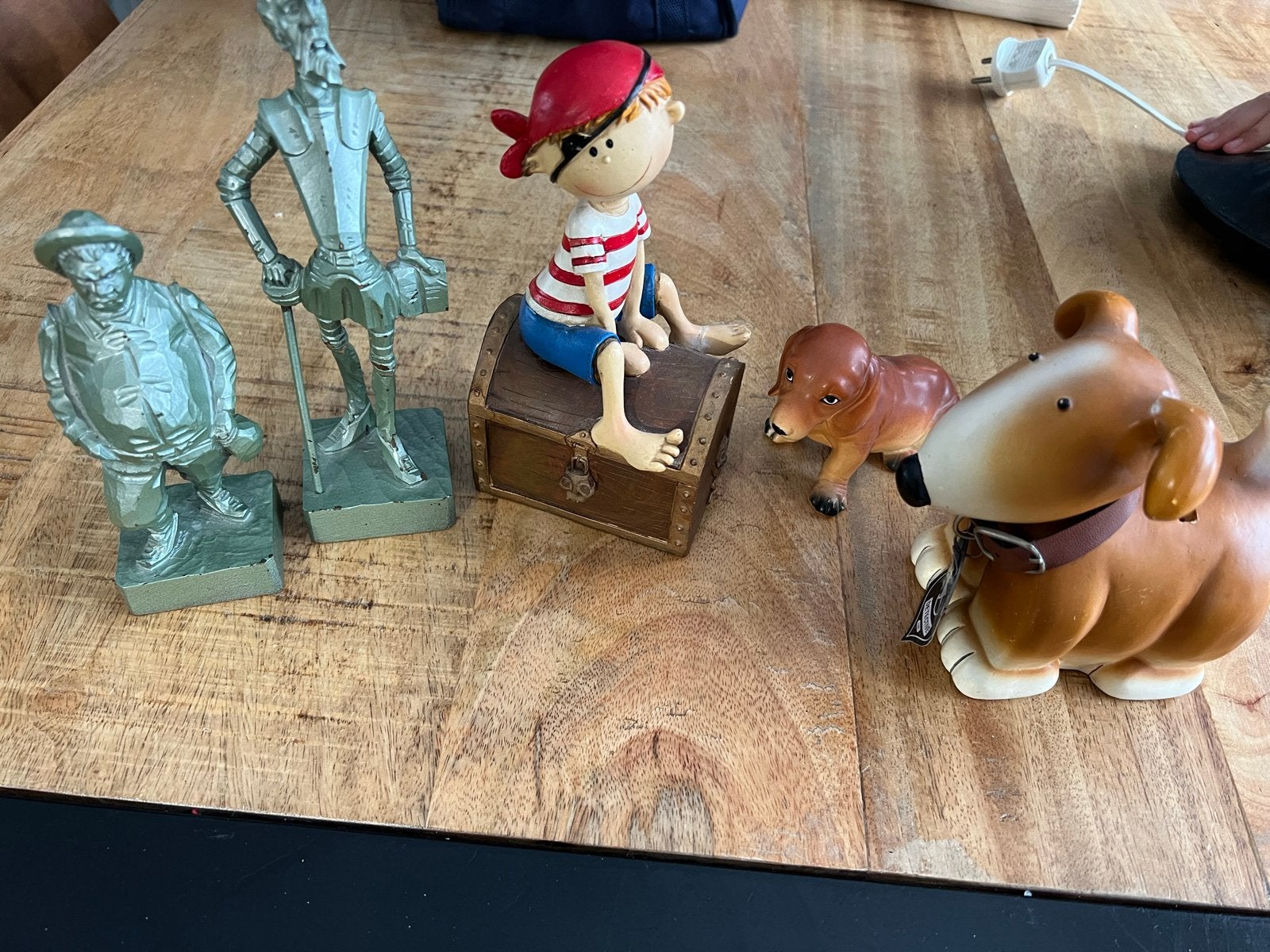 Diverse decoratieve beeldjes en spaarpot, Ophalen of Verzenden, Gebruikt