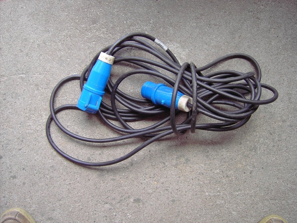 camping kabel met CEE stekkers 16 amp Crusader Products, Ophalen, Zo goed als nieuw