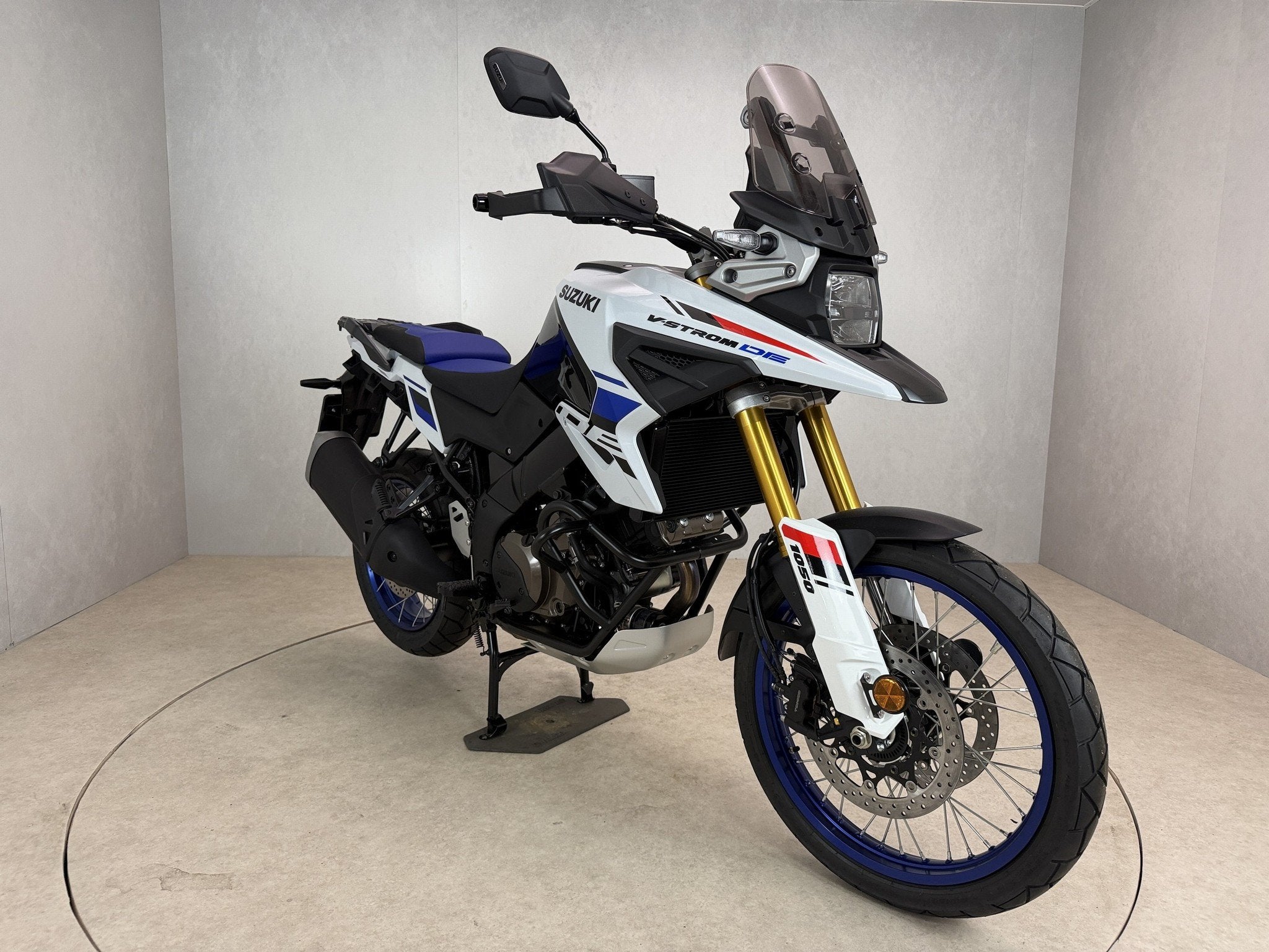 Suzuki DL 1050 V-STROM (bj 2026), Motoren, Motoren | Suzuki, Lange Dreef 12
4131NH  Vianen, NL, Suzuki, Bedrijf, Klantenservice@suzuki.nl