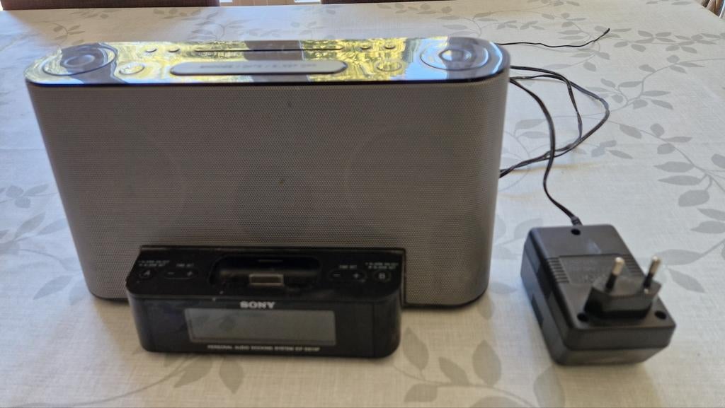 (Wekker)radio met docking, Ophalen
