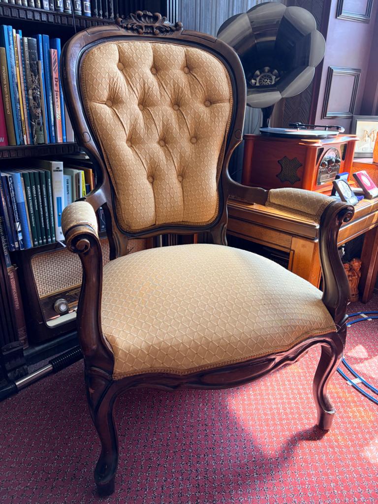 Franse stijlfauteuil (Louis Philippe uit ongeveer 1900–1930,, Antiek en Kunst, Antiek | Meubels | Stoelen en Banken, Ophalen of Verzenden
