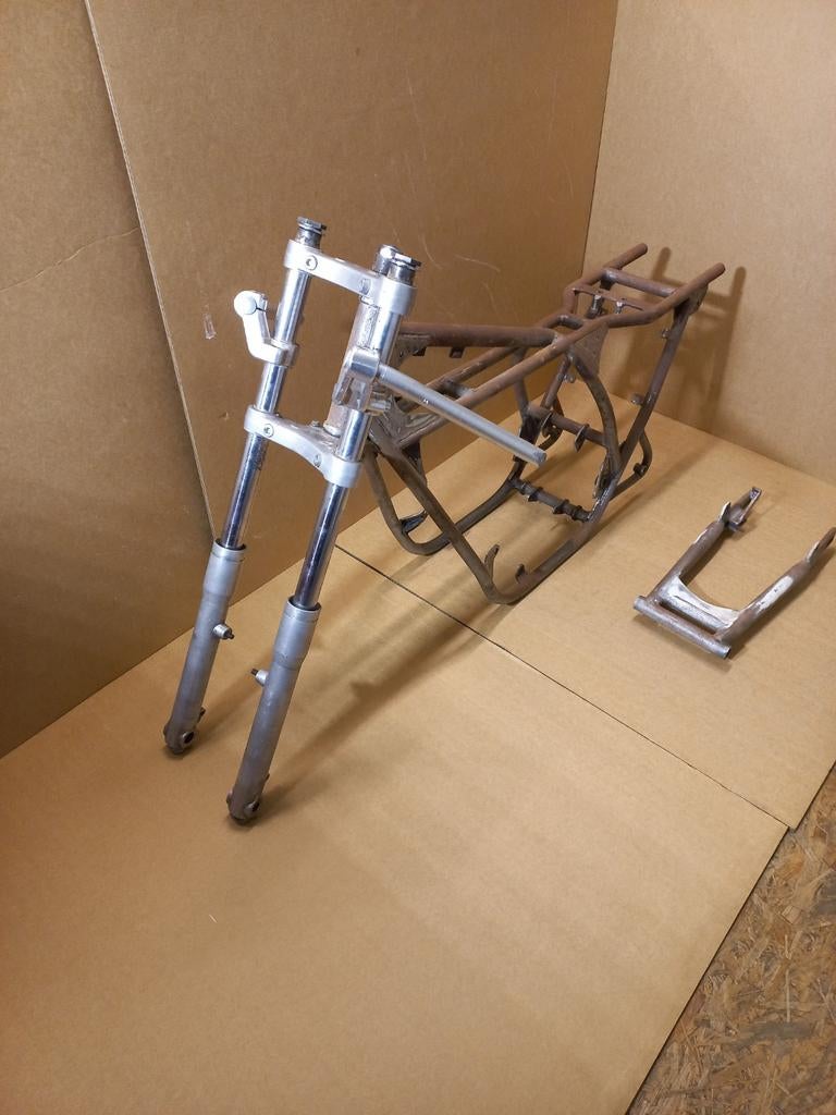 Fraim met voorvork, benelli, Motoren, Ophalen of Verzenden
