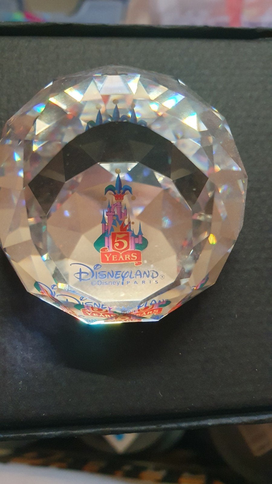 DisneyLand Parijs 5 Jaar Jubileum Kristal, Ophalen of Verzenden, Overige figuren, Zo goed als nieuw, Beeldje of Figuurtje