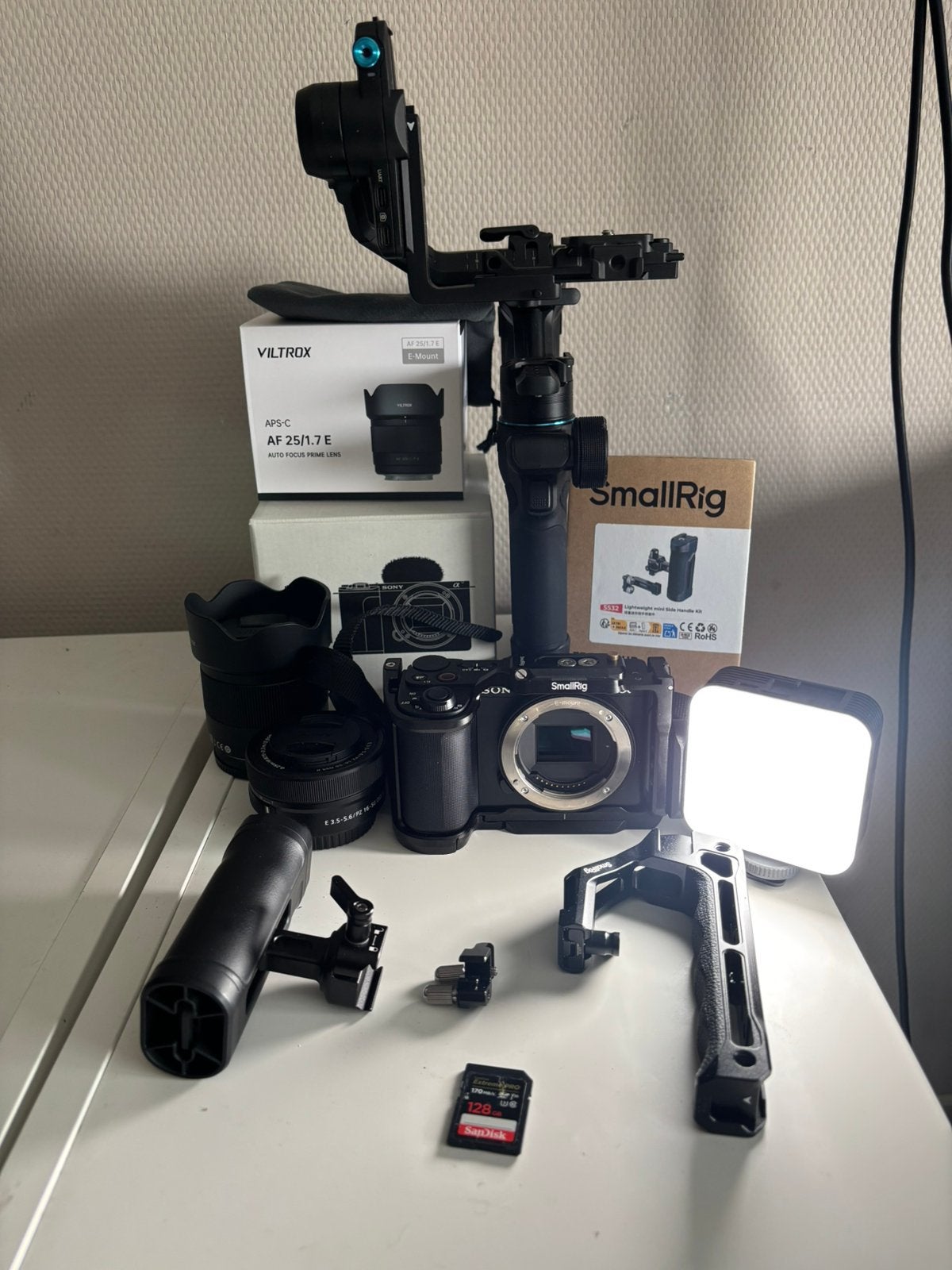 Sony ZV-E10 II Complete Videoset + Gimbal & Lenzen, Ophalen of Verzenden, Nieuw