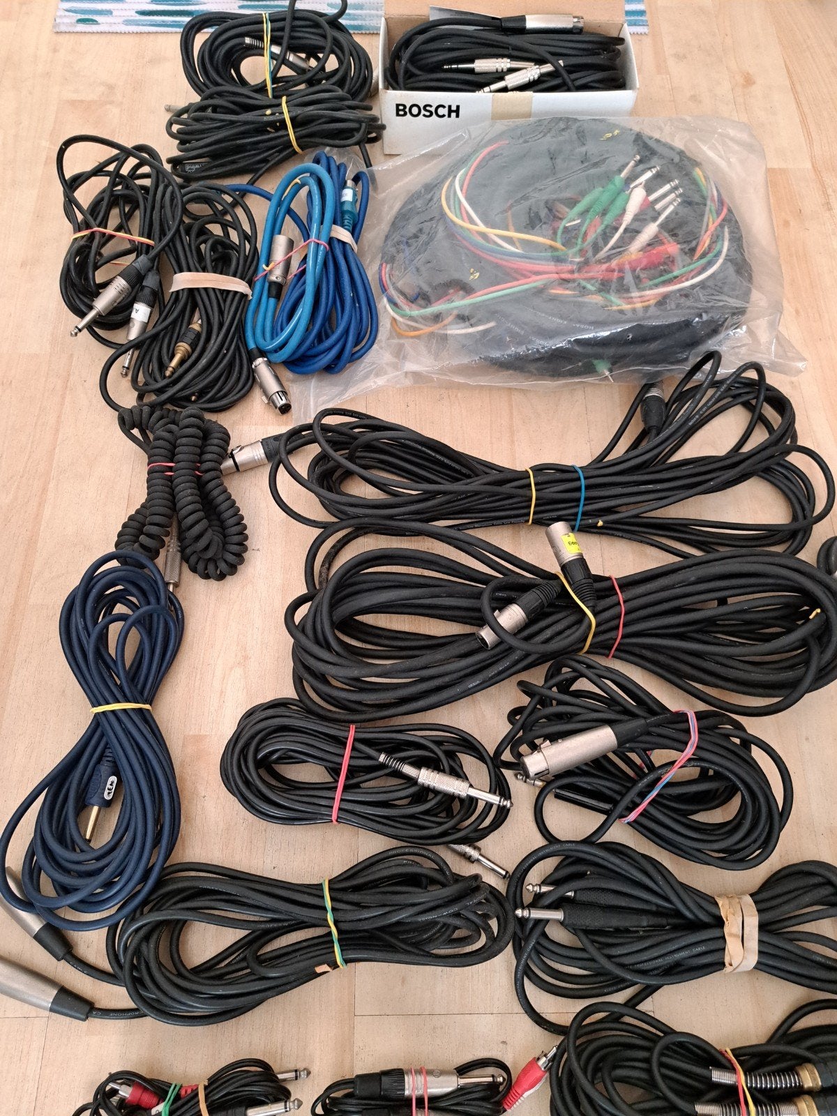 Professionele Audio bekabeling GeluidsApparatuur (Koopje!!)., Ophalen