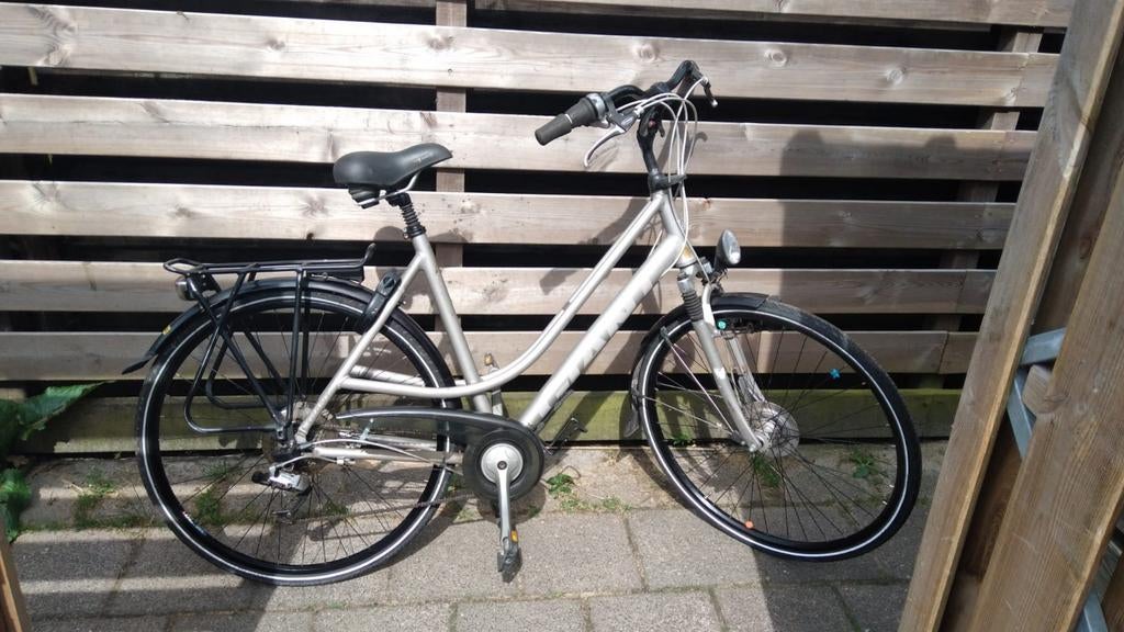 Mooie en Goede Giant Damesfiets 28 inch, 11 Versnellingen, Ophalen, Velgrem, Versnellingen, Giant