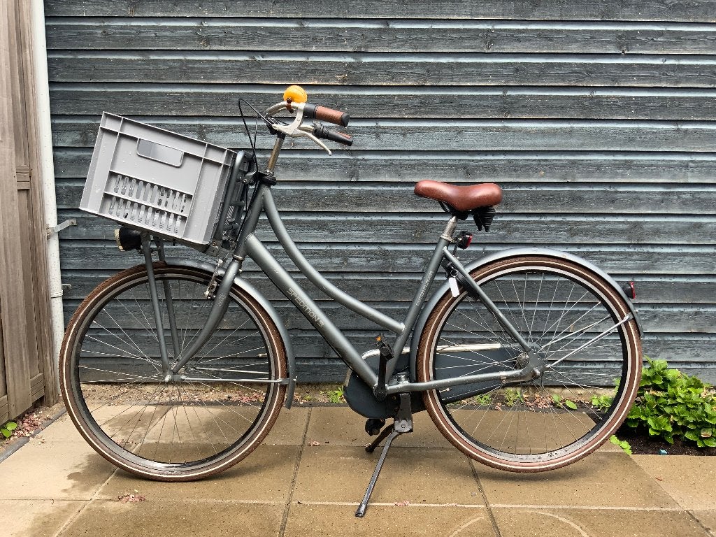 Grijze DutchFlavour fiets 4.5 jaar oud, Terugtraprem, Gebruikt, Versnellingen, Ophalen