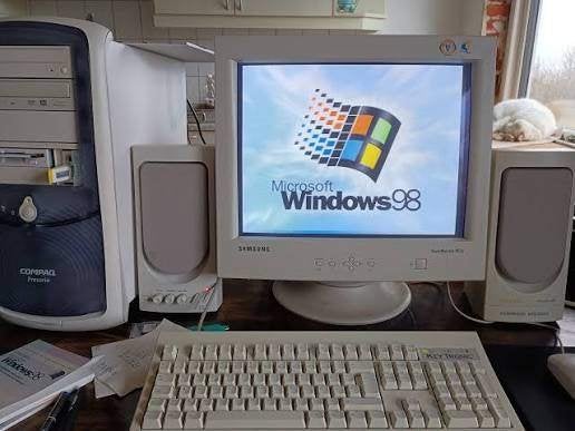 Ik zoek voor oude computers of computer stukken, Ophalen of Verzenden, Vintage computer