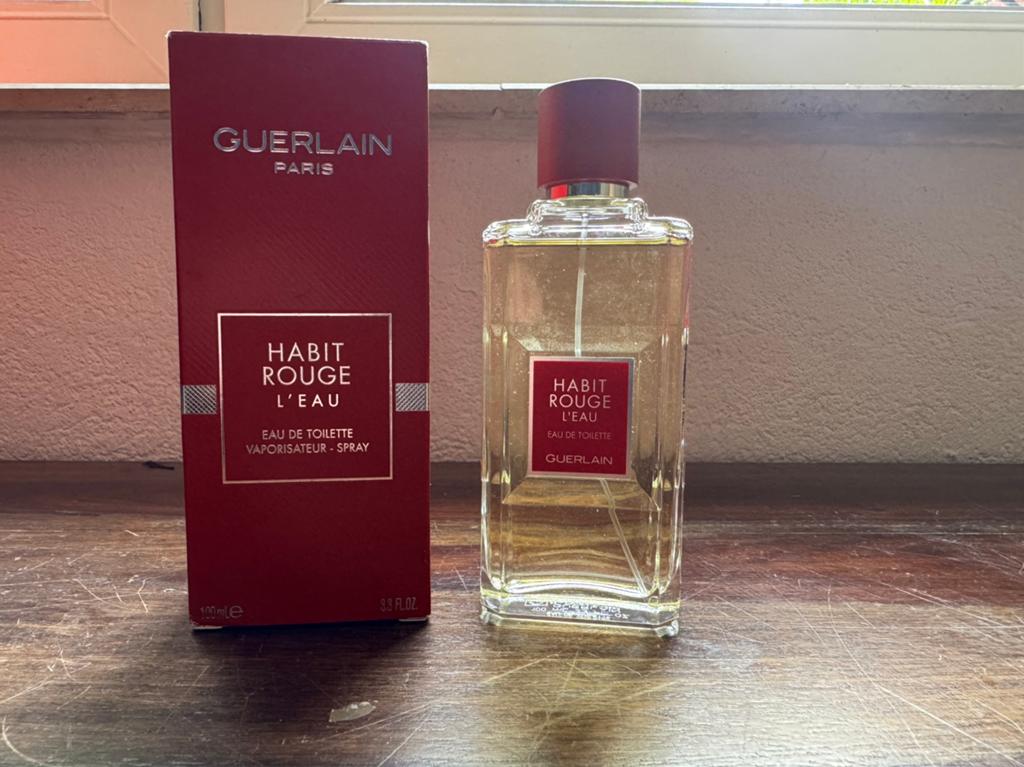 Guerlain Habit Rouge L’Eau Eau de Toilette 100 ml, Sieraden, Tassen en Uiterlijk, Uiterlijk | Parfum, Gebruikt, Guerlain, Ophalen of Verzenden