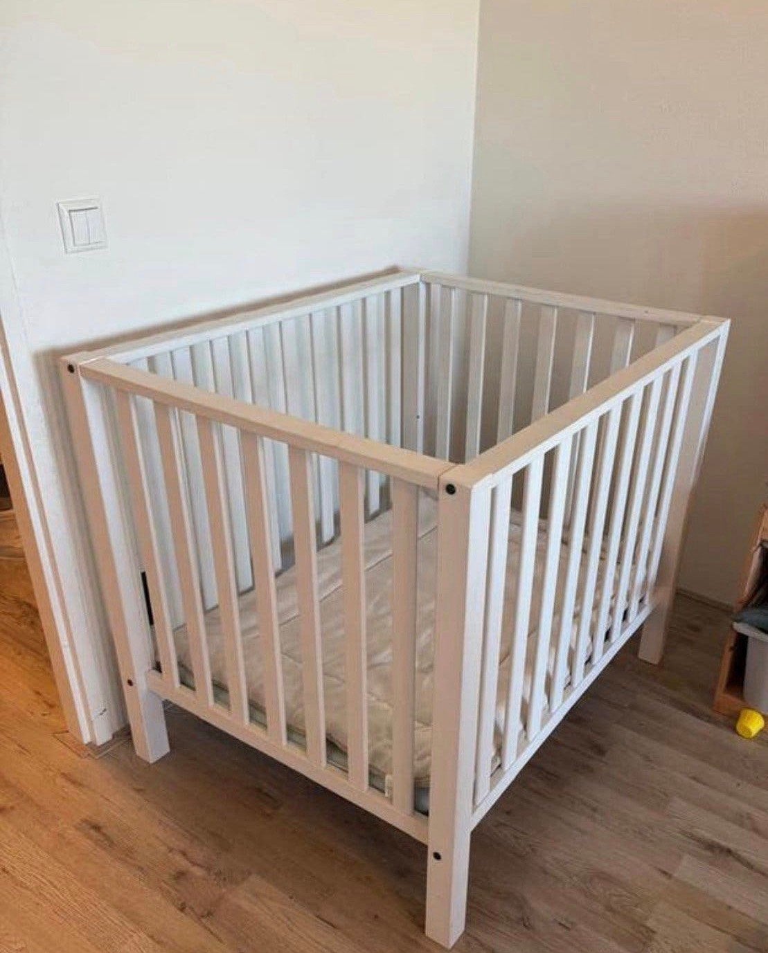 Europebaby box wit zgan, Kinderen en Baby's, Boxen, Ophalen, Zo goed als nieuw