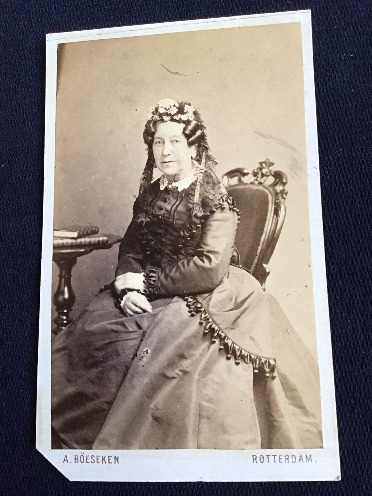 CDV, Dame, A BÖESEKEN, ROTTERDAM, zeer oud, dun karton, Ophalen of Verzenden, Voor 1940, Gebruikt, Foto