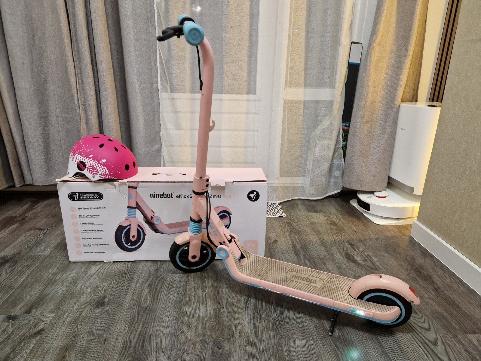 Ninebot eKickScooter ZING E8 voor kinderen (incl. oplader), Fietsen en Brommers, Ophalen of Verzenden, Gebruikt, Elektrische step (E-scooter)