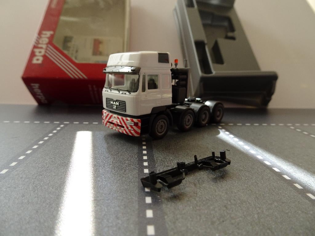 697 herpa 146838 man e 2000 4-as trekker wit 1:87 truck, Ophalen of Verzenden, Nieuw, Bus of Vrachtwagen, Herpa