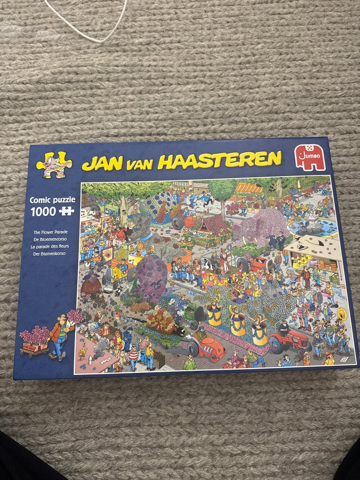 Jan van Haasteren Comic Puzzle - De Bloemencorso 1000 stukje, Een of twee spelers, Ophalen of Verzenden, Zo goed als nieuw