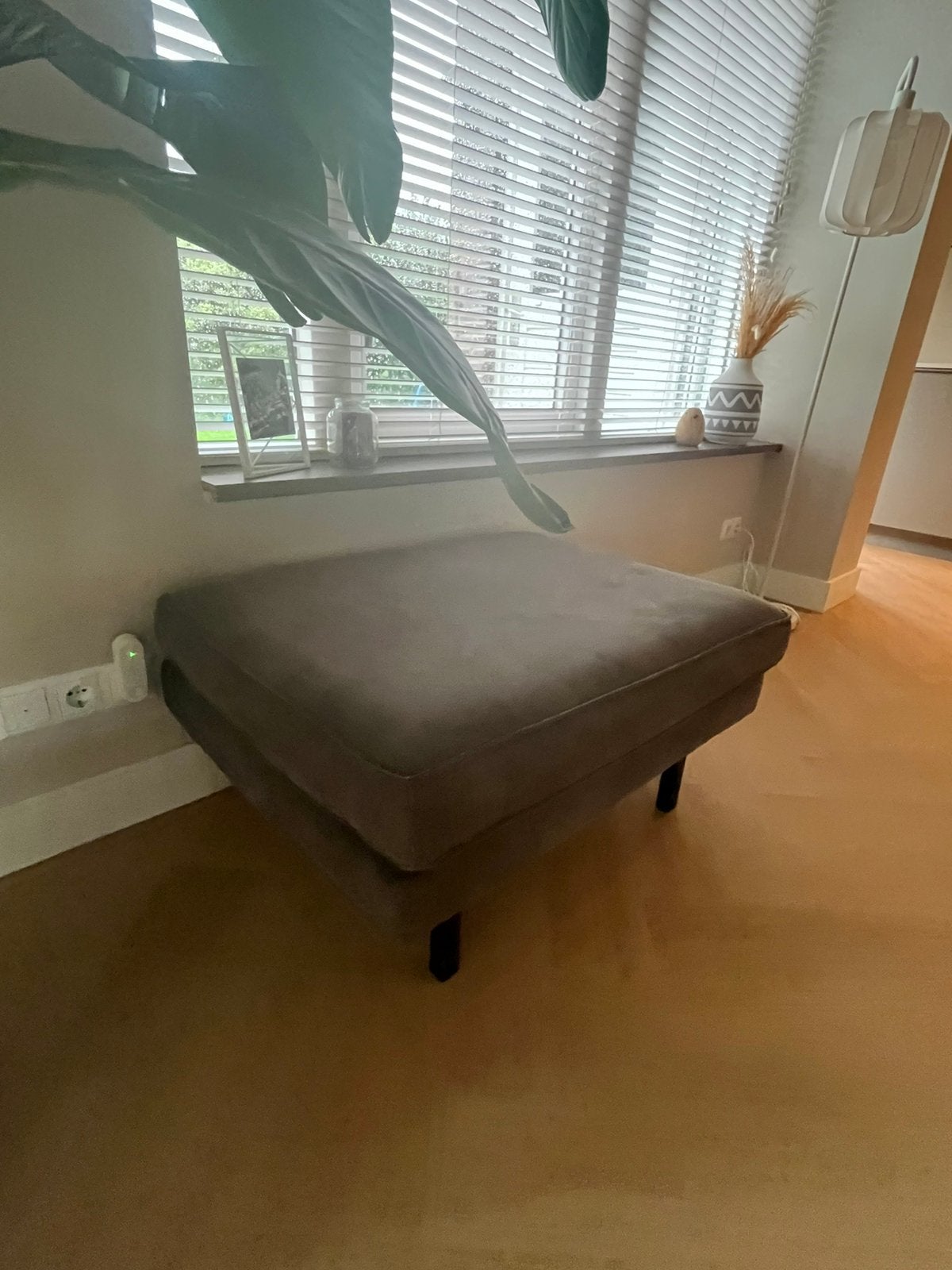 Hocker antraciet, Ophalen, Eenpersoons, 75 tot 100 cm, Zo goed als nieuw