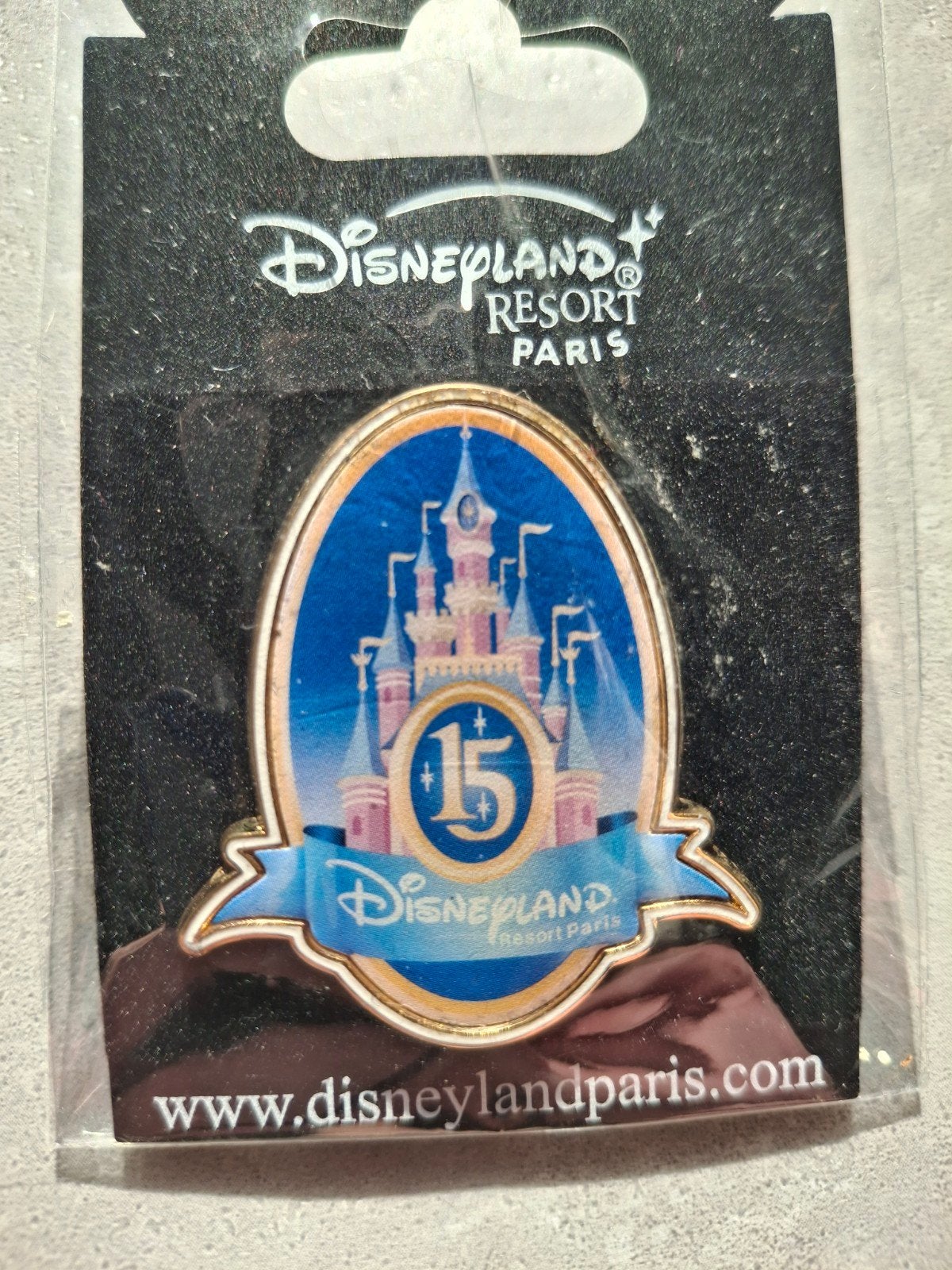 Disney Pin Disneyland Parijs 15e Anniversaire Kasteel, Ophalen of Verzenden, Overige figuren, Nieuw, Overige typen