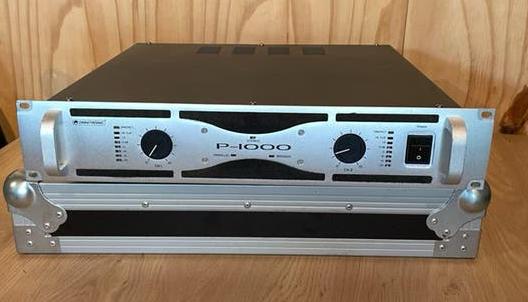 Omnitronic P-1000 versterker, Muziek en Instrumenten, Versterkers | Keyboard, Monitor en PA, Ophalen of Verzenden, Gebruikt, 500 tot 1000 watt