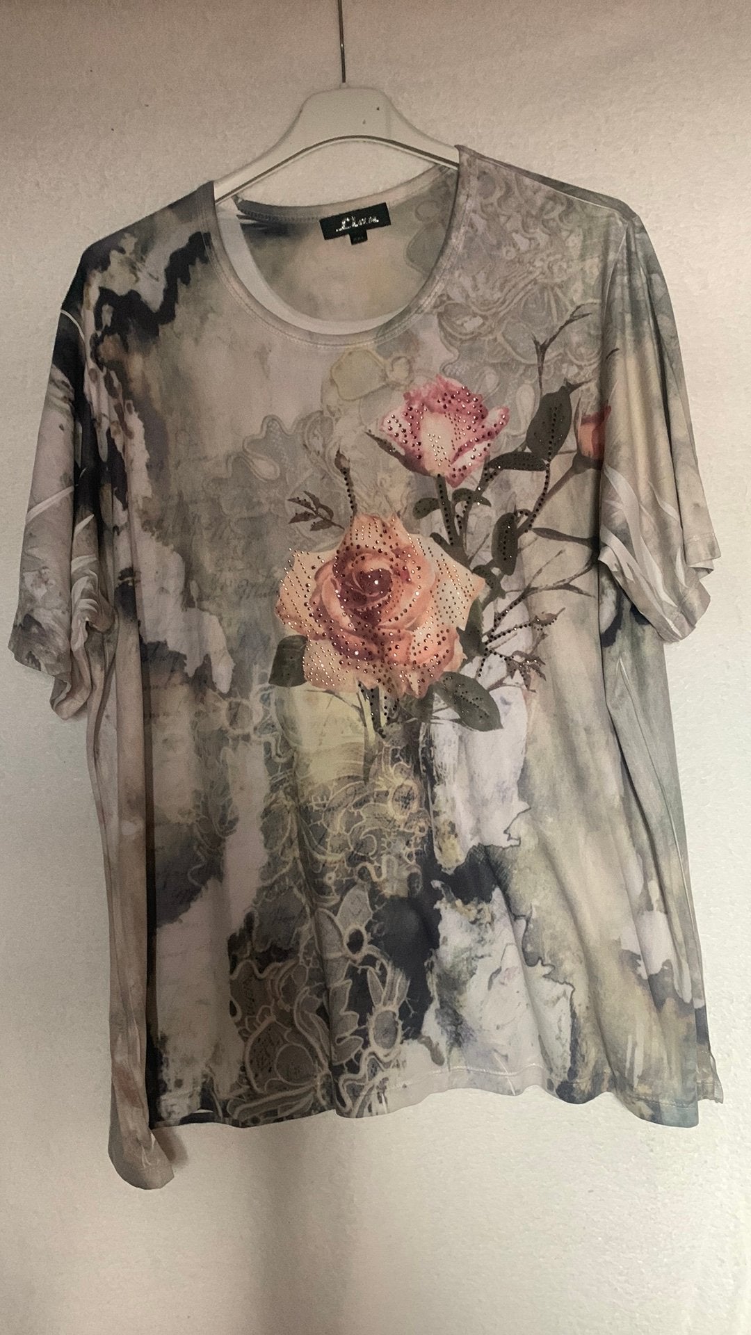 Shirt, Kleding | Dames, Ophalen of Verzenden, Zo goed als nieuw, Maat 42/44 (L), Korte mouw