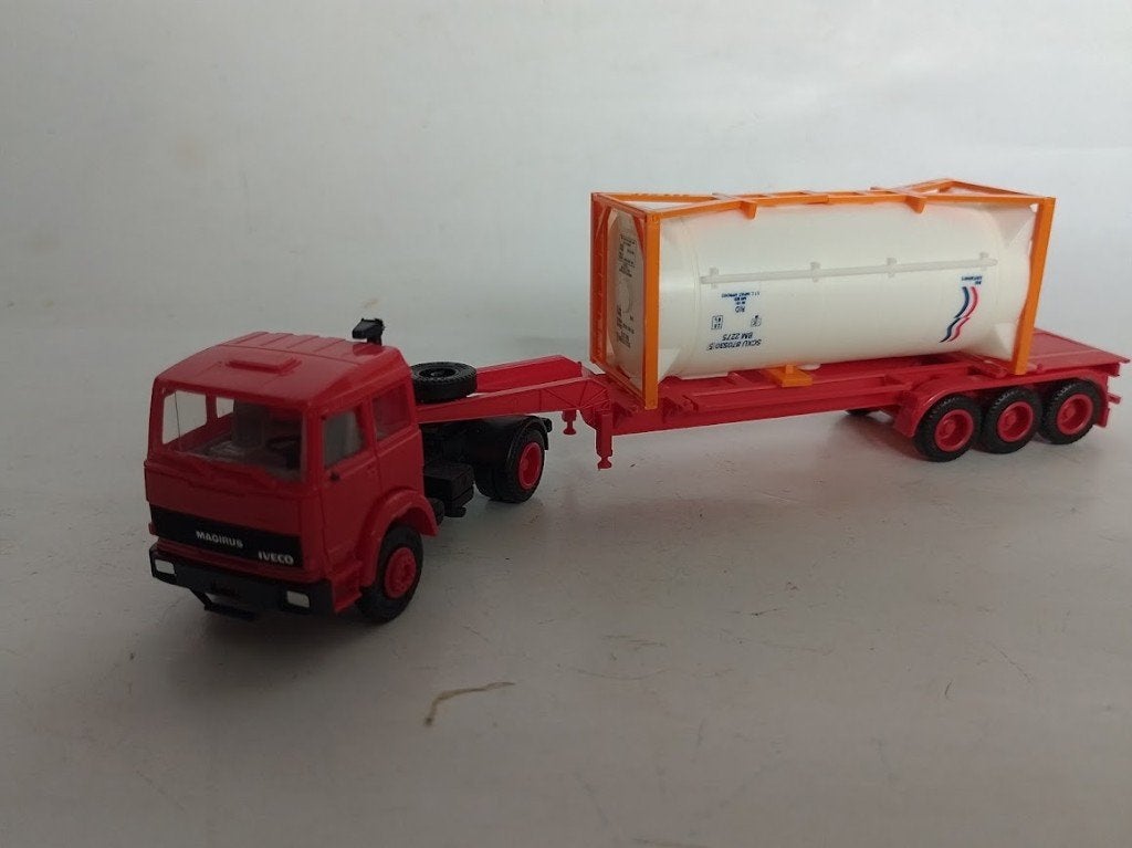 Magirus Iveco tankwagen 1:87, Ophalen of Verzenden, Nieuw, Bus of Vrachtwagen, Overige merken