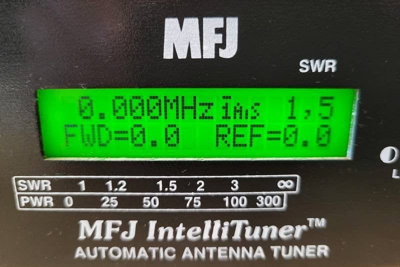 Automatische antenne Tuner MFJ 993b 1.8-30 mHz, Telecommunicatie, Ophalen, Zo goed als nieuw, Zender en Ontvanger