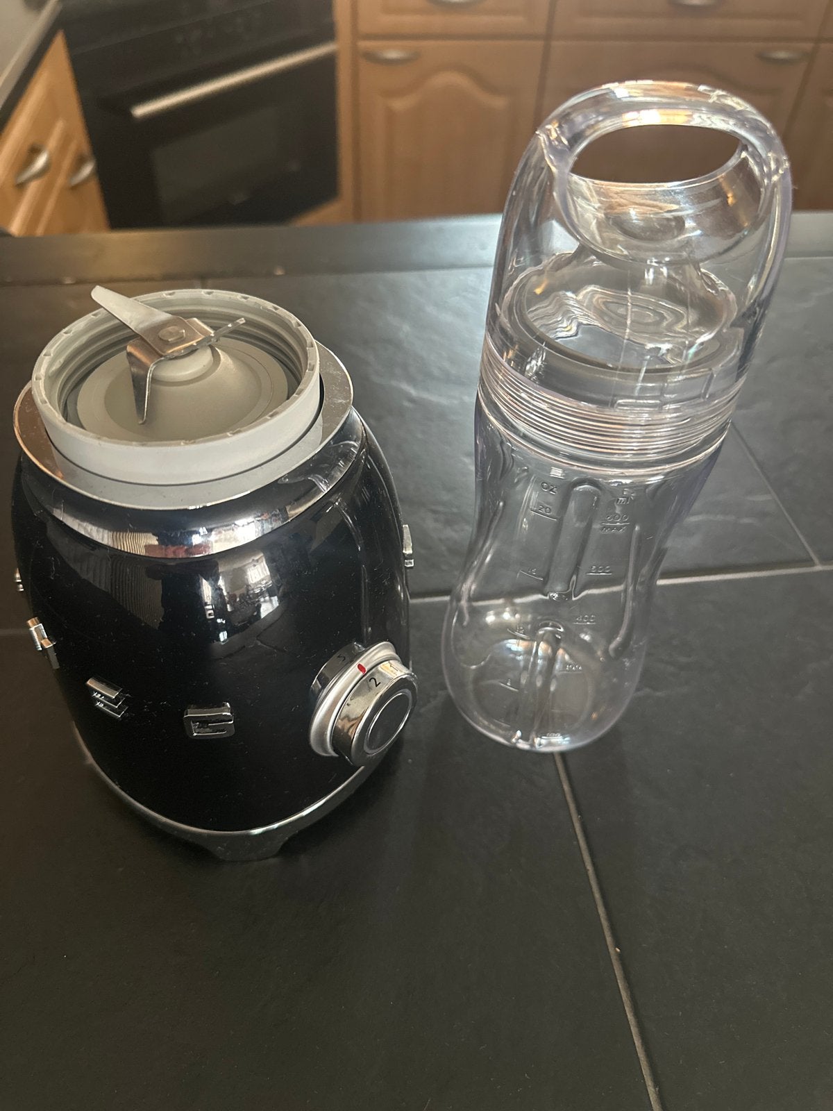 Smeg Blender to go - Zwart, Witgoed en Apparatuur, Ophalen of Verzenden, Zo goed als nieuw, Blender to go