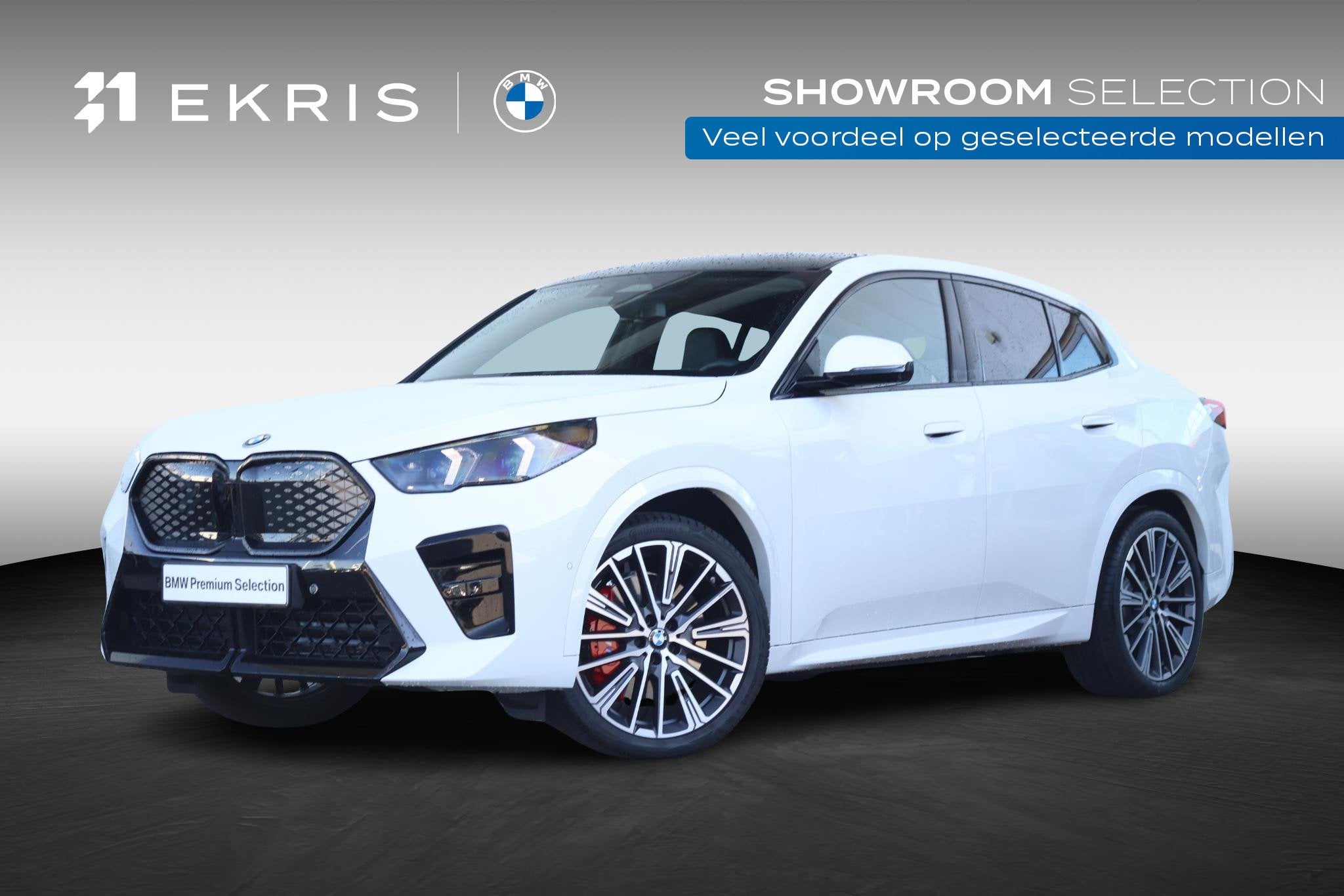 BMW iX2 eDrive20 67 kWh M Sport Edition | SoH 100% | M Sport, Auto's, BMW, IX2, Met garantie (alle), 33 min, Wit