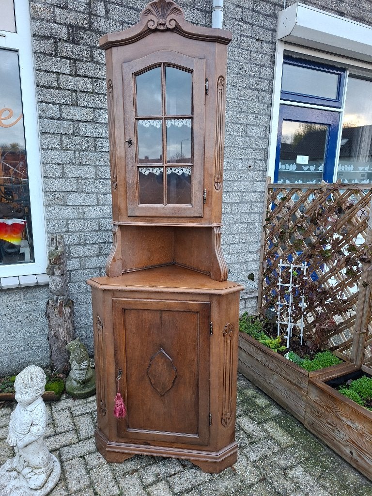 Antieke hoekkast, 205 cm hoog, Ophalen of Verzenden
