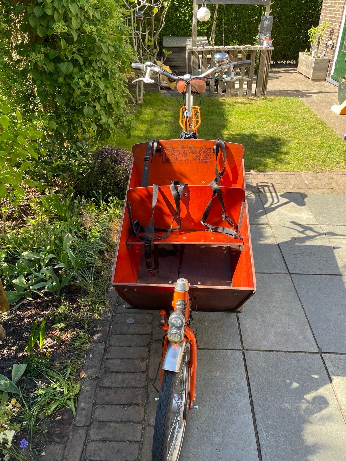 Bakfiets nl met kap en 4 zitjes - opknapper, Fietsen en Brommers, Ophalen, Gebruikt, Huif, 2 kinderen