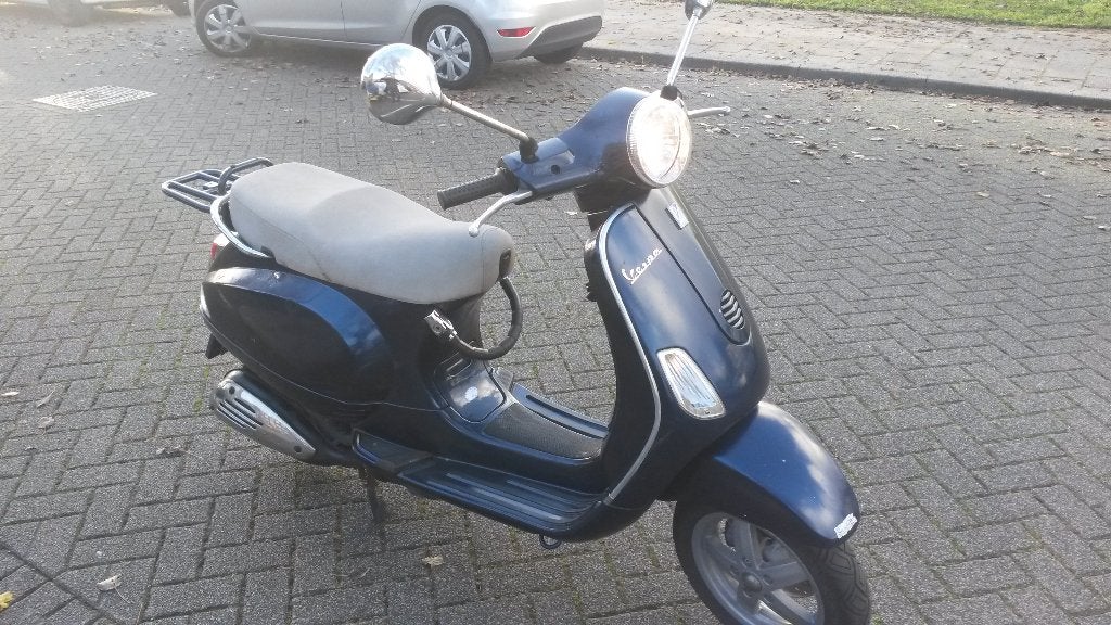 vespa lx 50 2013, inruil mogelijk, Fietsen en Brommers, Scooters | Vespa, Gebruikt, Overige modellen, Ophalen of Verzenden, Benzine