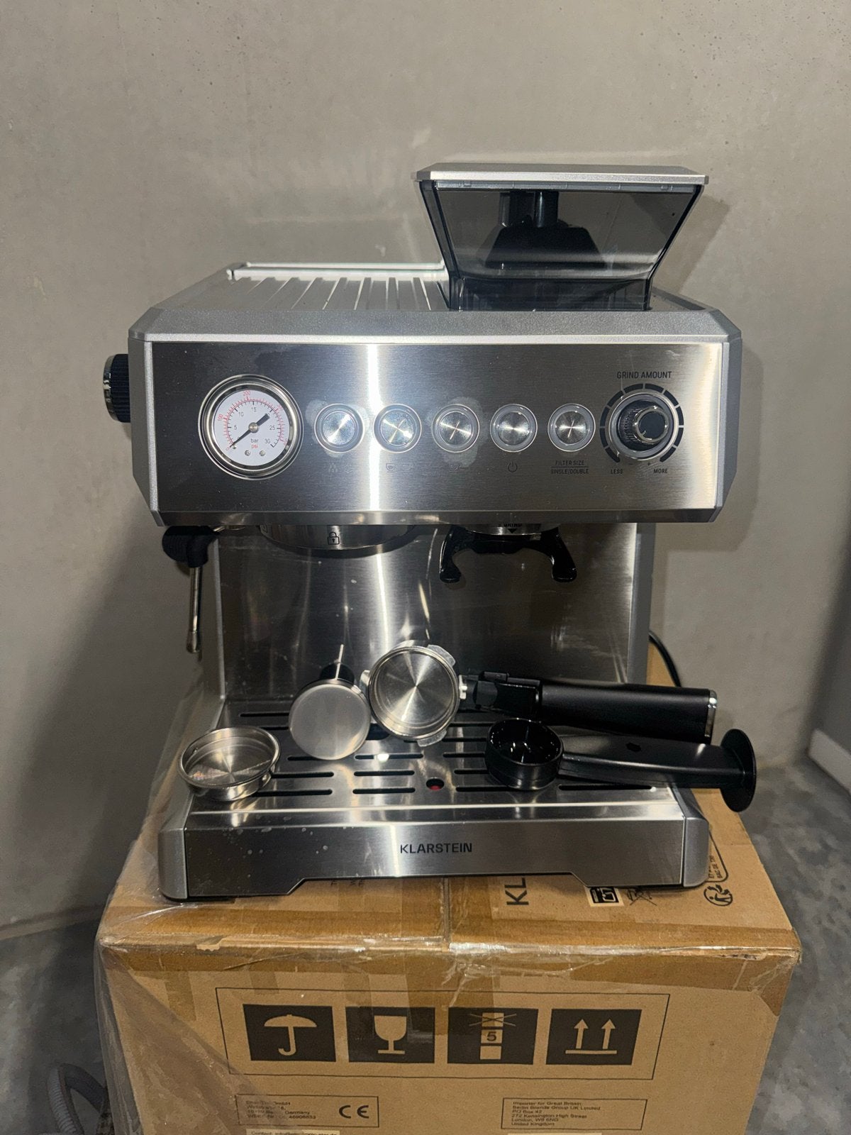 Gloednieuwe Klarstein Espresso Apparaat met Bonenmaler, Ophalen, Nieuw, Espresso apparaat, Koffiebonen