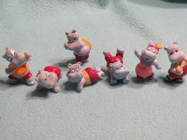 7x Figuurtje Kindersurprise Happy Hippos jaren 80, Ophalen of Verzenden, Zo goed als nieuw, Hardplasticfiguren