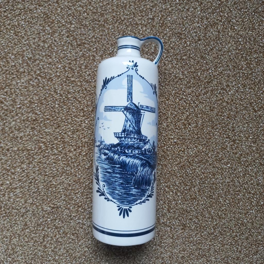 Delfts blauwe Bols fles met molen en bloemmotief, Antiek en Kunst, Ophalen of Verzenden