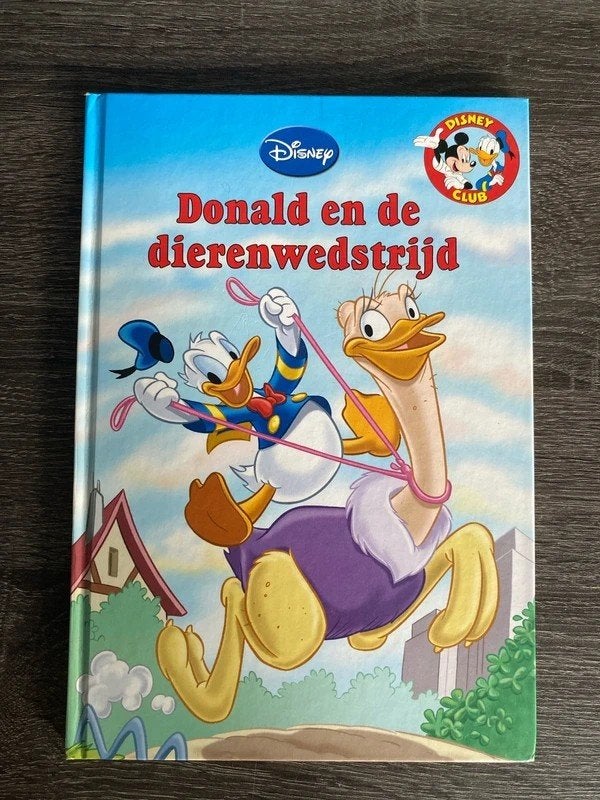 Donald en de dierenwedstrijd - Disney Boekenclub, Ophalen of Verzenden, Zo goed als nieuw, Walt Disney, Sprookjes