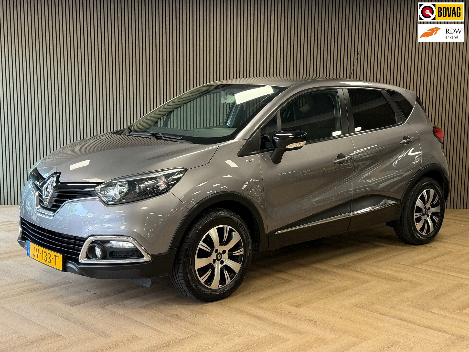 Renault Captur 0.9 TCe Authentique LIMITED LPG G3 TREKHAAK N, 898 cc, Stof, Euro 6, Met garantie (alle)