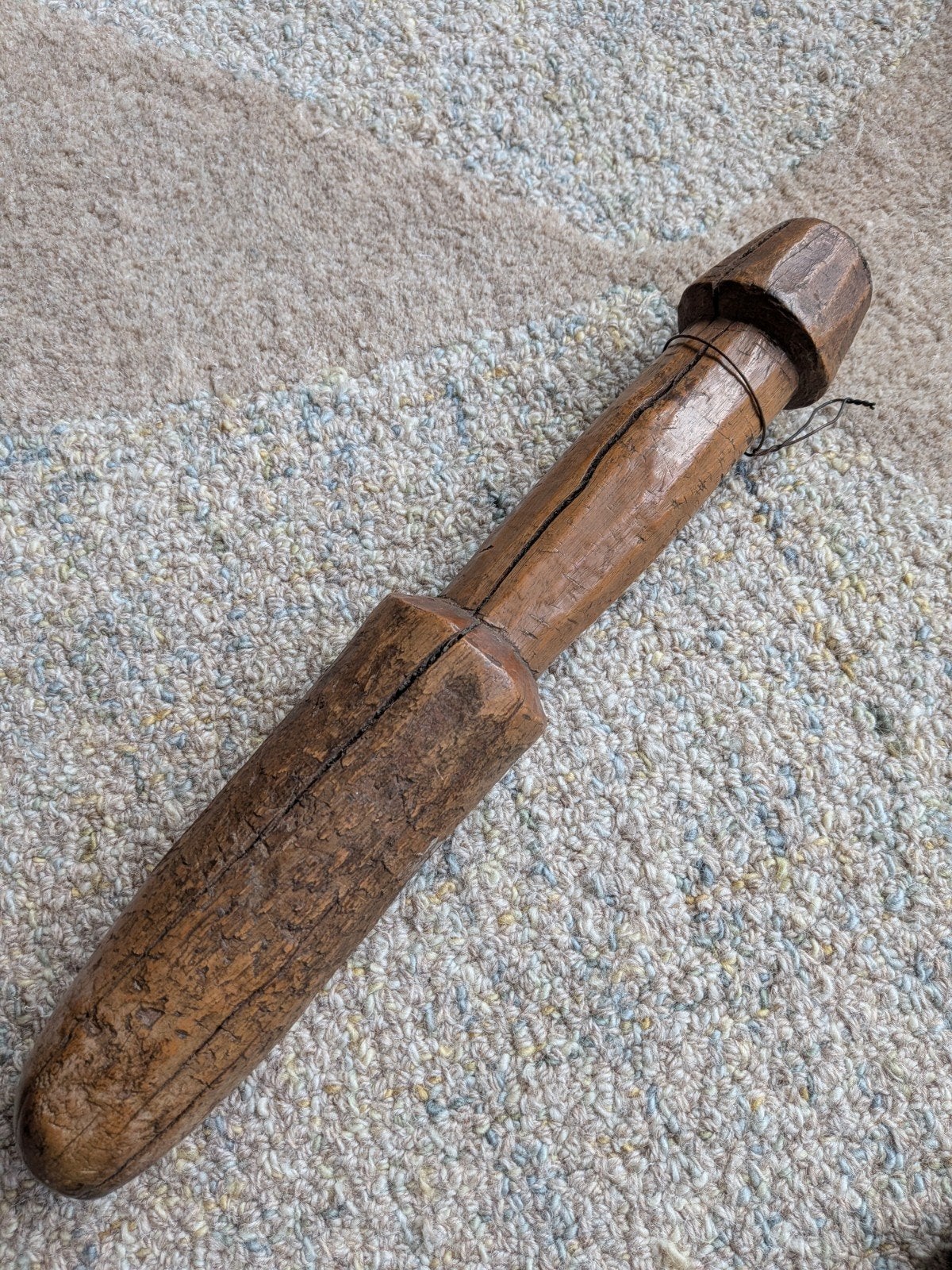 Antieke houten stamper, vroeg 19e eeuw, Oost-Europa, Antiek en Kunst, Ophalen of Verzenden