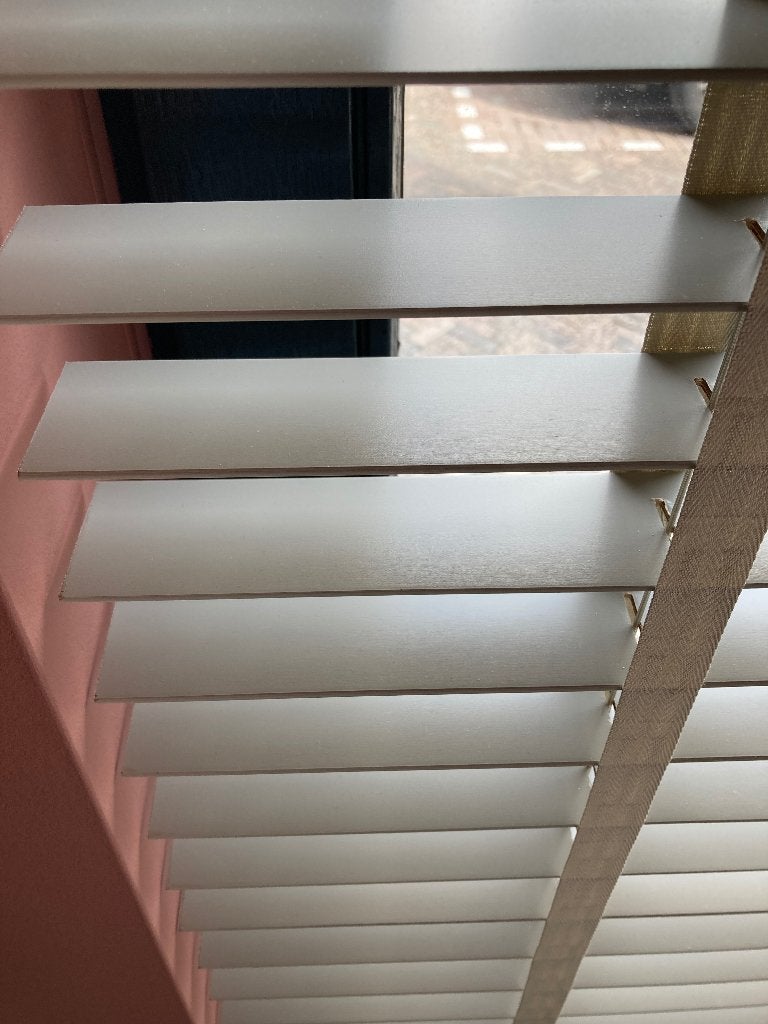 Houten jaloezie in kleur leem, Ophalen, Nieuw