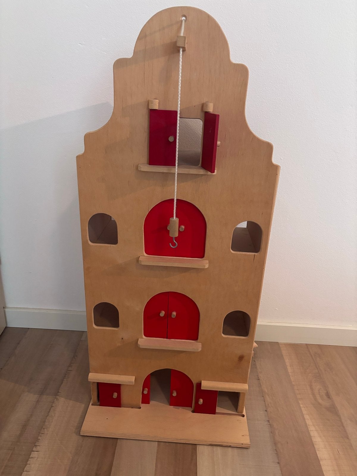 Compleet ingericht poppenhuis grachtenpand, Ophalen, Zo goed als nieuw, Poppenhuis
