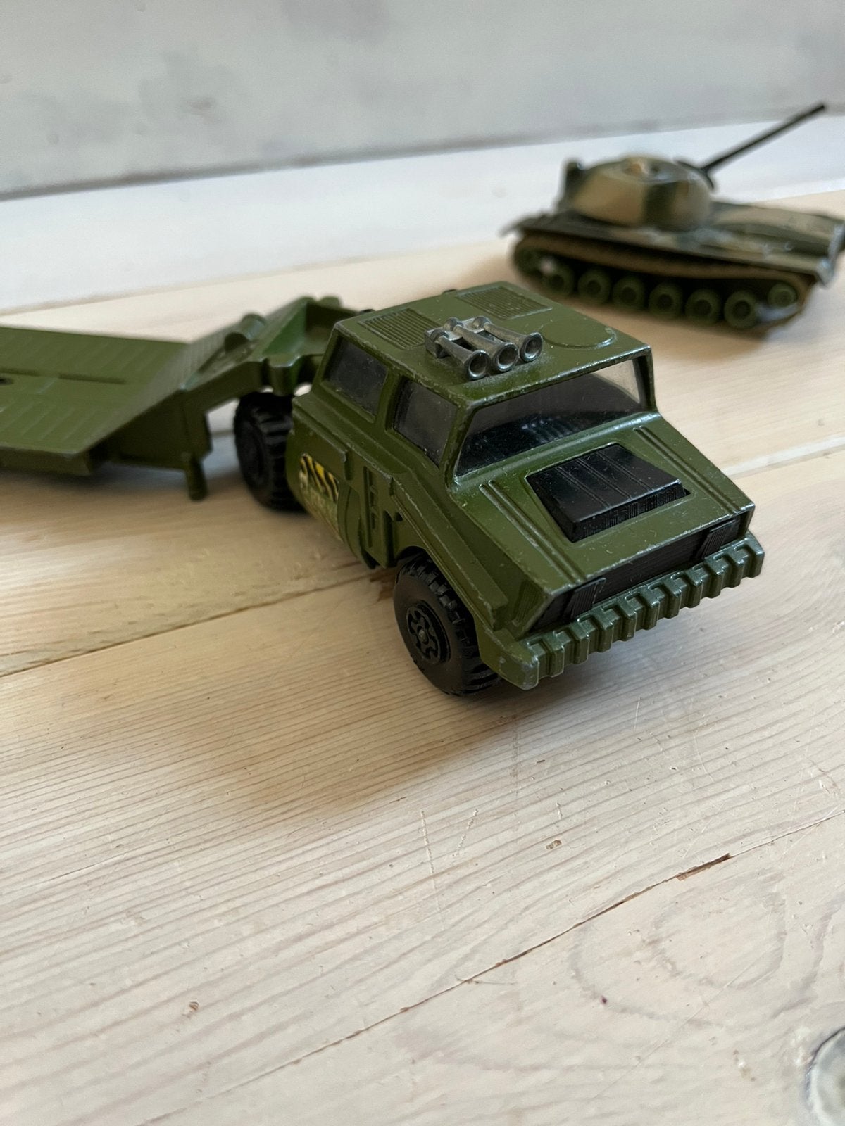 Tank transporter Matchbox, Ophalen of Verzenden, Gebruikt, Bus of Vrachtwagen