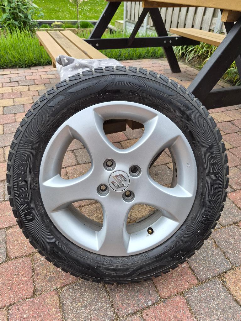 4 Velgen met banden vredestein, suzuki velg aluminium, Auto-onderdelen, Banden en Velgen, Ophalen, Gebruikt, Overige, Banden en Velgen