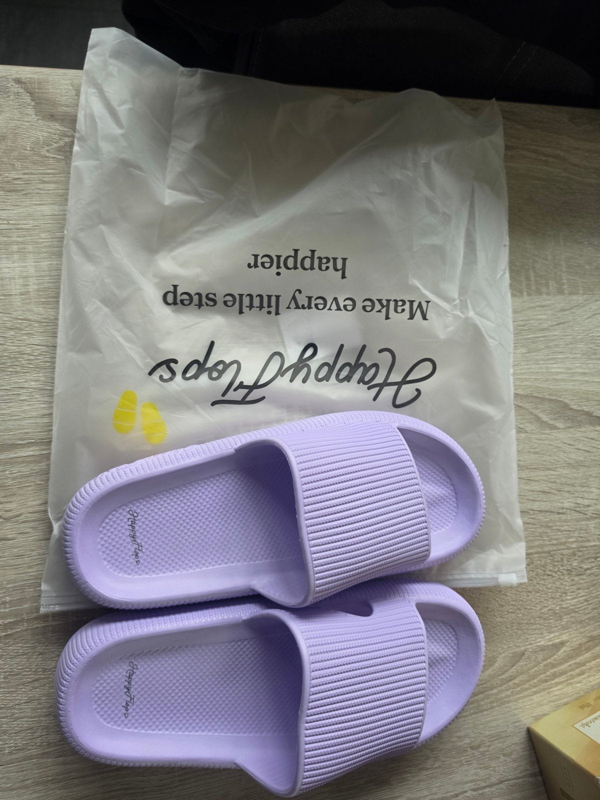 Originele Nieuwe Happy Flops Slippers Maat 42-43, Slippers, Overige kleuren, Nieuw, Ophalen of Verzenden
