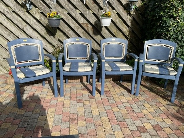 Tuinstoelen, Ophalen, 4 zitplaatsen, Kunststof, Gebruikt
