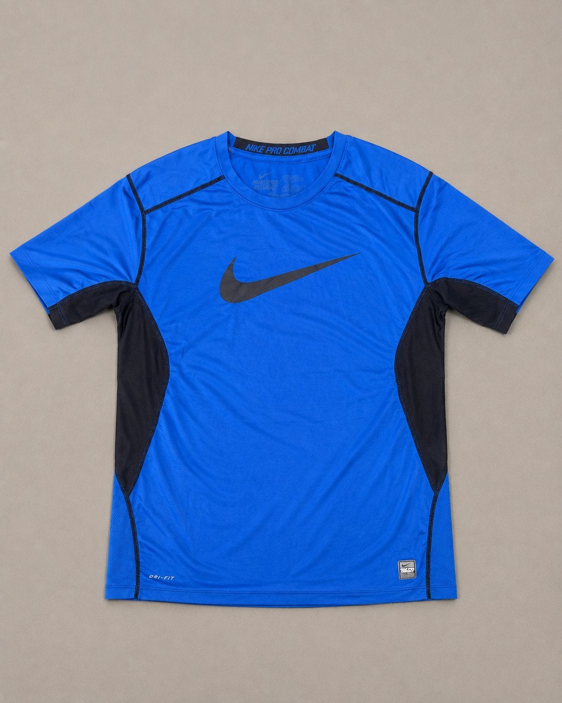 Nike Pro Combat Dri-FIT sportshirt blauw – maat XL, Kleding | Heren, Blauw, Maat 56/58 (XL), Ophalen of Verzenden, Zo goed als nieuw